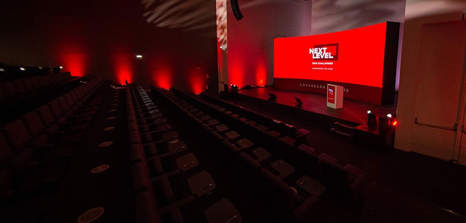 Auditório da Universidade NOVA de Carcavelos 