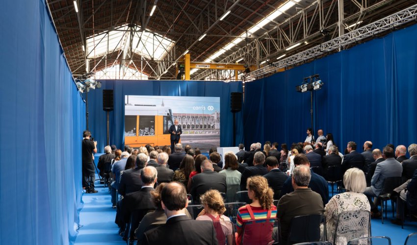 Novo Elétrico 15 da Carris Novo Elétrico 15 da Carris